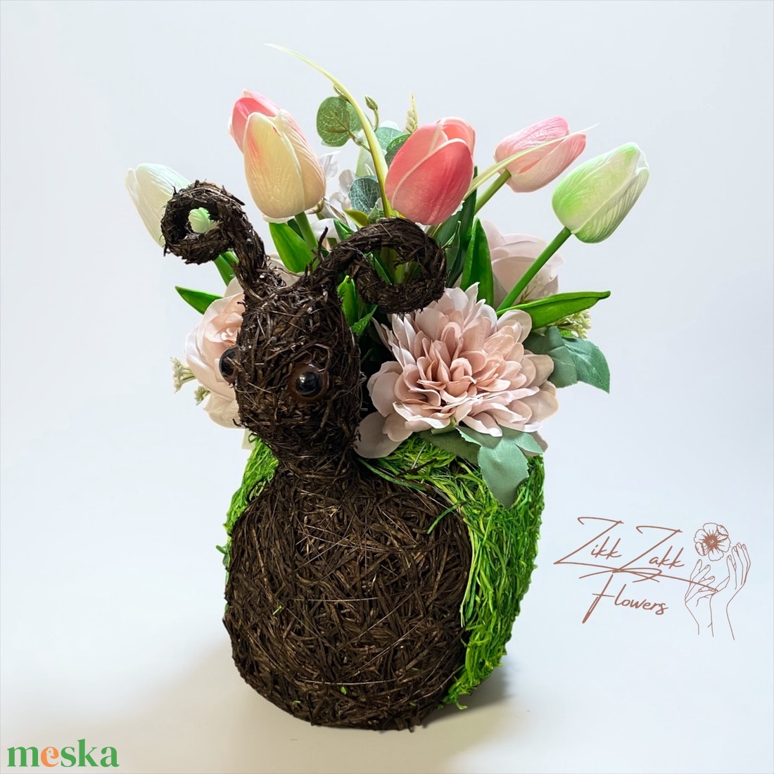 Csiga Kaspós Tulipános Virágkompozíció - otthon & életmód - dekoráció - asztal és polc dekoráció - asztaldísz - Meska.hu