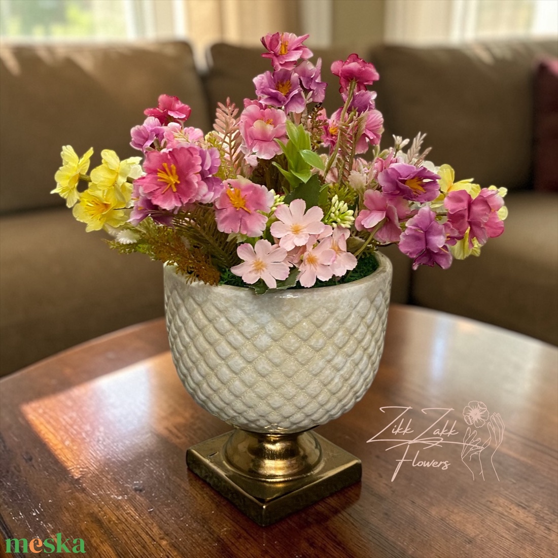 Krém Talpas Tavaszi Virágkompozíció - otthon & életmód - dekoráció - asztal és polc dekoráció - asztaldísz - Meska.hu