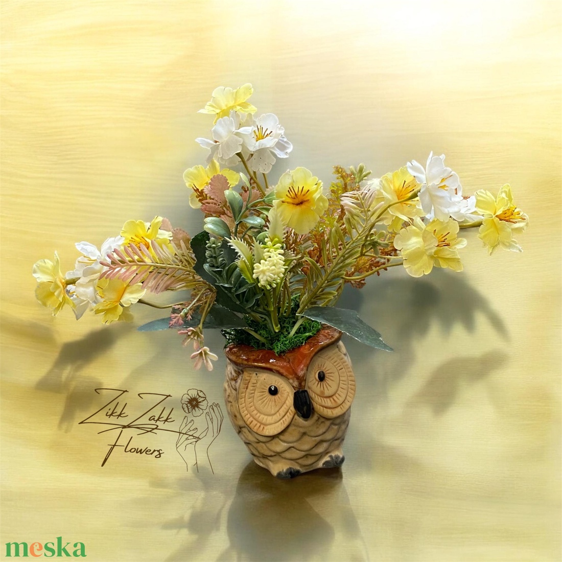 Sárga virág kompozíció bagoly kaspóban - otthon & életmód - dekoráció - asztal és polc dekoráció - asztaldísz - Meska.hu