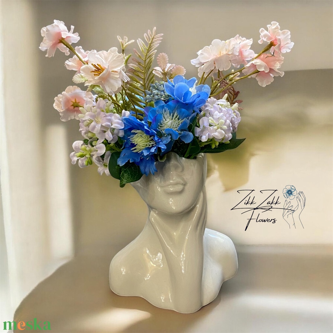 Női fej kaspó virágkompozícióval - otthon & életmód - virágdekoráció - virágdíszek - asztali virágdísz - Meska.hu