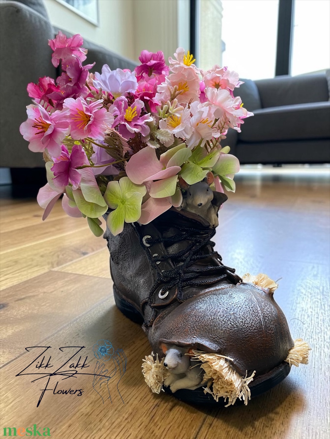 Rózsaszín tavaszi egeres bakancs kaspó (dús verzió) - otthon & életmód - virágdekoráció - virágdíszek - virágdísz kaspóban - Meska.hu