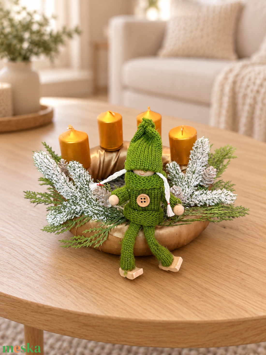 Zöld manó ünnepe � adventi koszorú aranyszínű gyertyákkal - karácsony - adventi díszek - adventi koszorú - Meska.hu