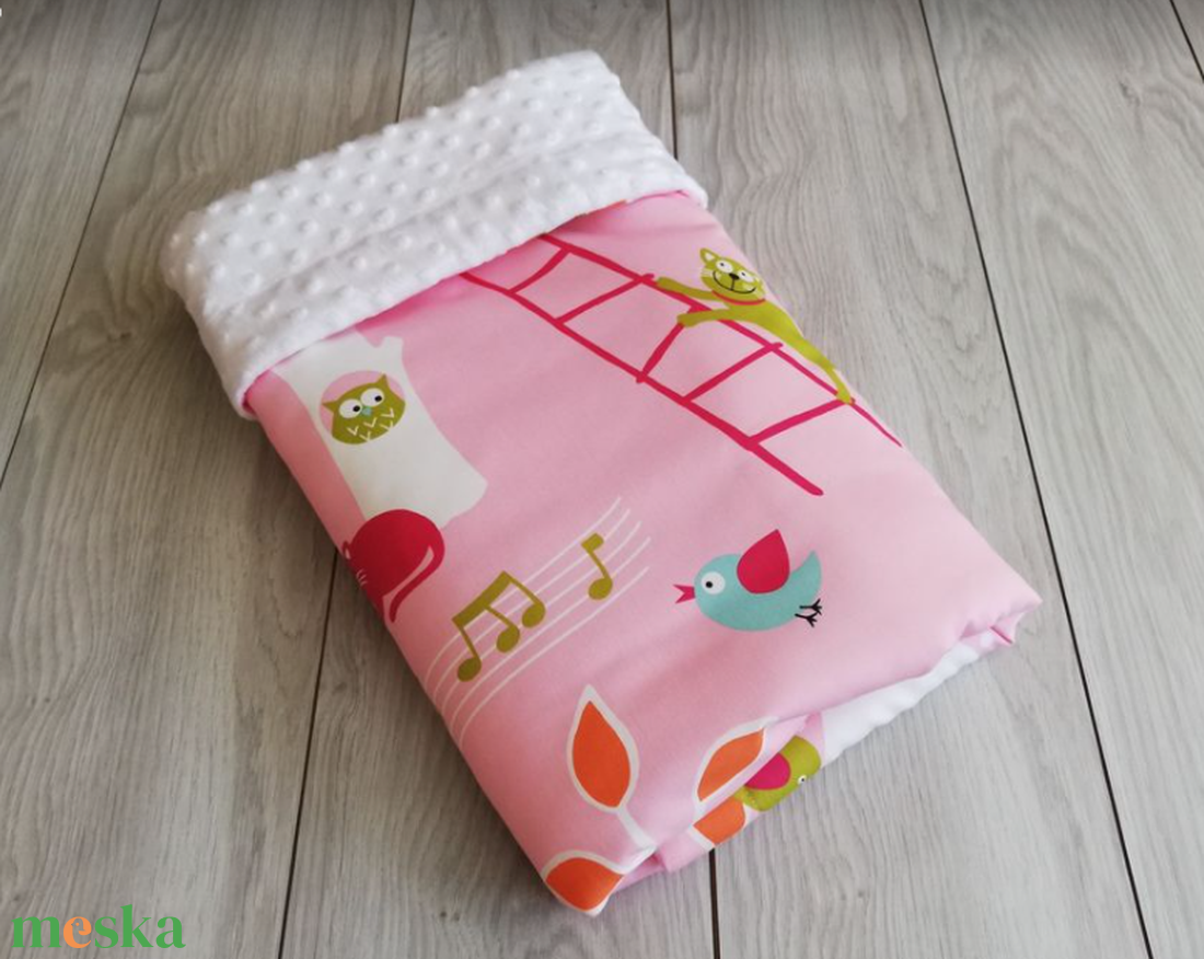 Rózsaszín babatakaró prémium pamutszatén anyagból fehér minkyvel - otthon & életmód - babaszoba, gyerekszoba - babatakaró, gyerek pléd - Meska.hu Rózsaszín babatakaró prémium pamutszatén anyagból fehér minkyvel - otthon & életmód - babaszoba, gyerekszoba - babatakaró, gyerek pléd - Meska.hu