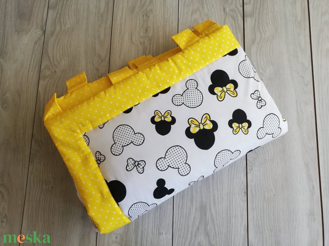 Minnie egeres pántos falvédő kislányoknak sárga fehér színben, gyerekfalvédő pántokkal - otthon & lakás - babaszoba, gyerekszoba - falvédő gyerekszobába - Meska.hu Minnie egeres pántos falvédő kislányoknak sárga fehér színben, gyerekfalvédő pántokkal - otthon & lakás - babaszoba, gyerekszoba - falvédő gyerekszobába - Meska.hu