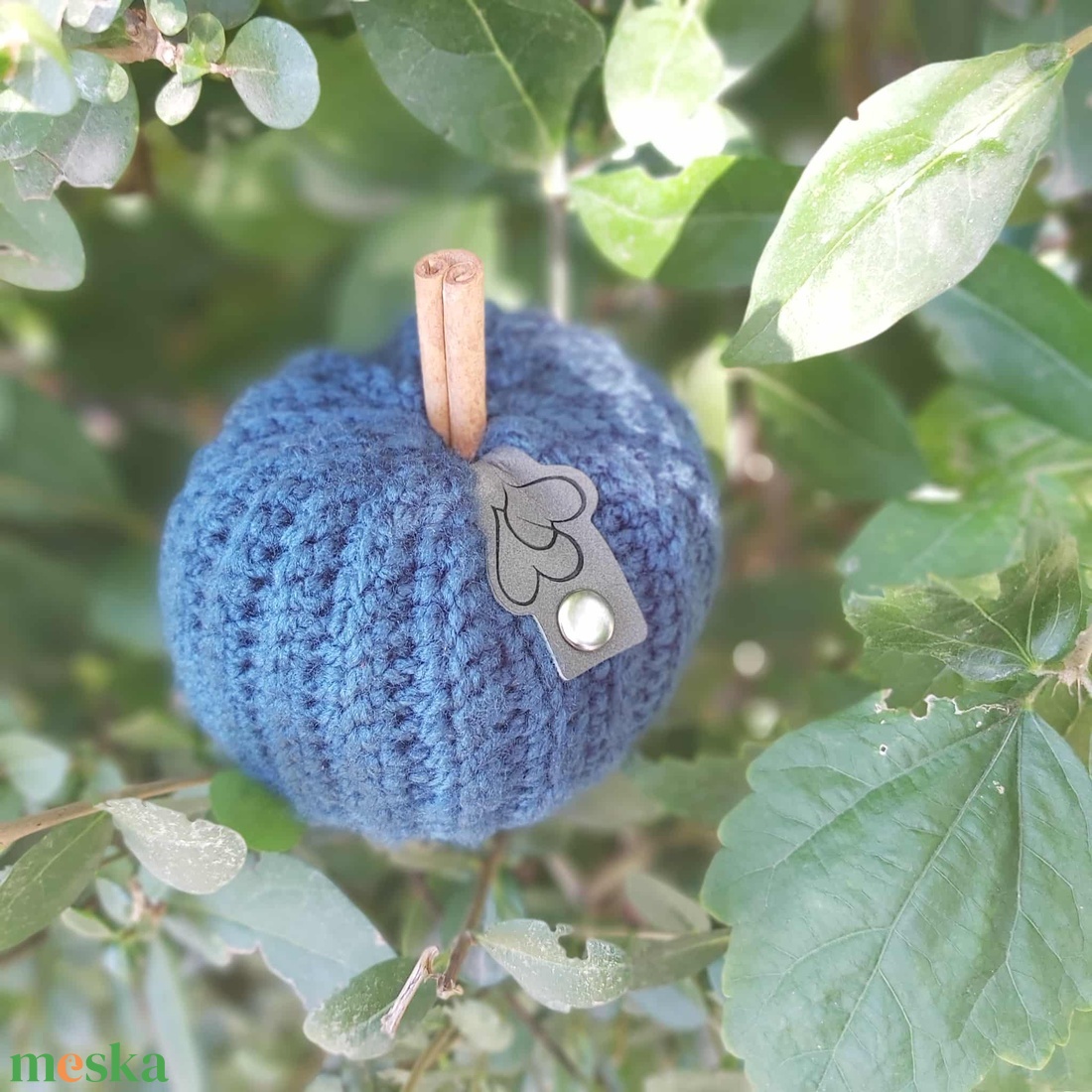 Kék színű horgolt  tök. - diy (csináld magad) - szabásminta, útmutató - horgolási minta - Meska.hu