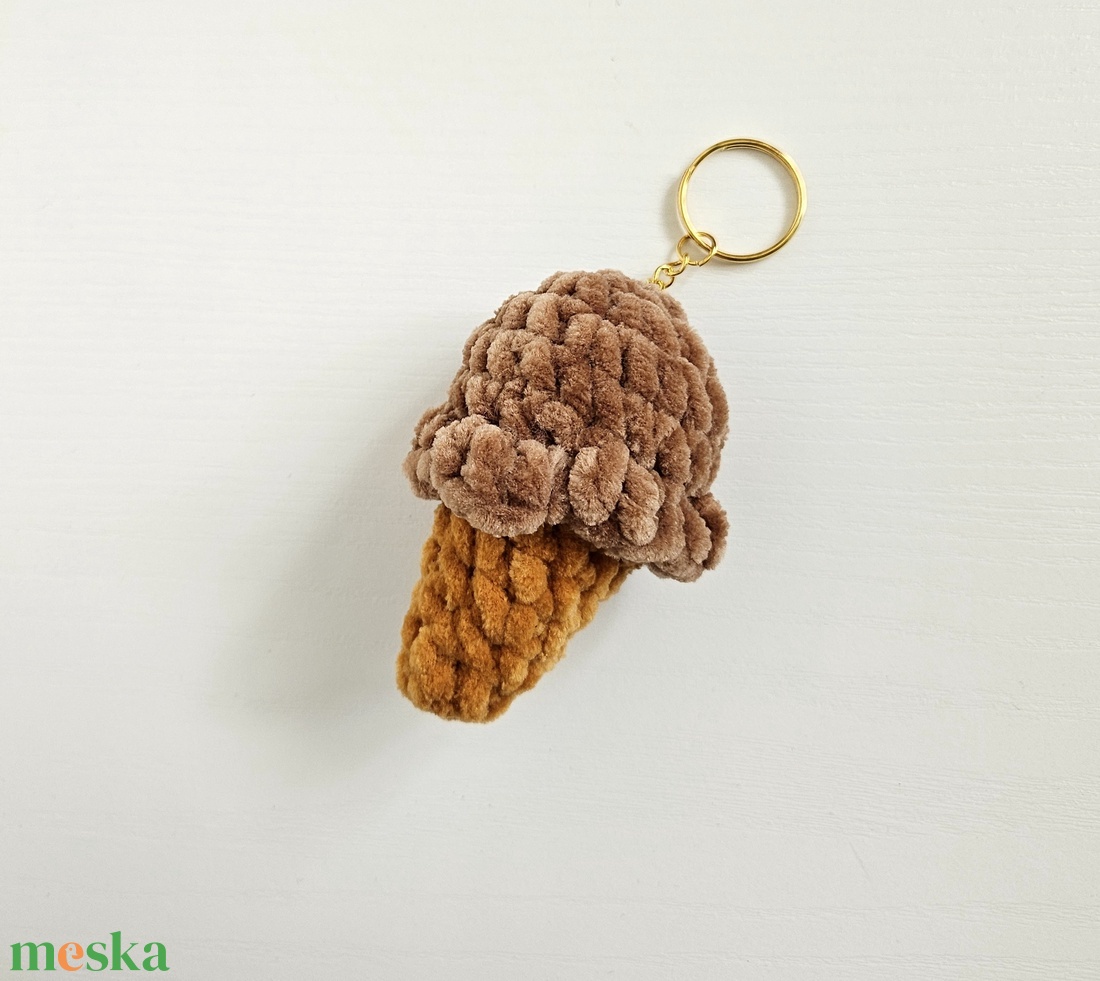 Horgolt fagyi kulcstartó - táska & tok - kulcstartó & táskadísz - kulcstartó - Meska.hu Horgolt fagyi kulcstartó - táska & tok - kulcstartó & táskadísz - kulcstartó - Meska.hu