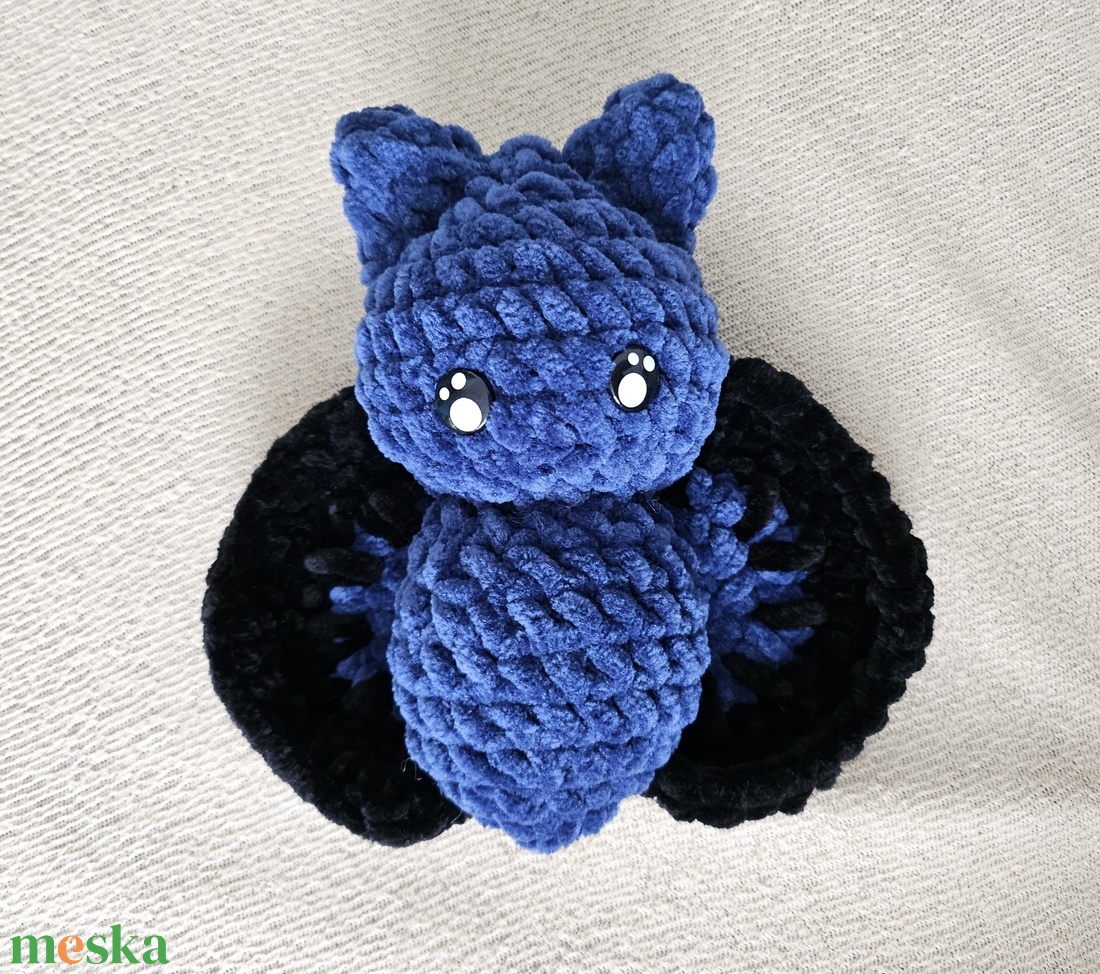 Horgolt denevér plüss amigurumi - játék & sport - plüssállat & játékfigura - más figura - Meska.hu Horgolt denevér plüss amigurumi - játék & sport - plüssállat & játékfigura - más figura - Meska.hu