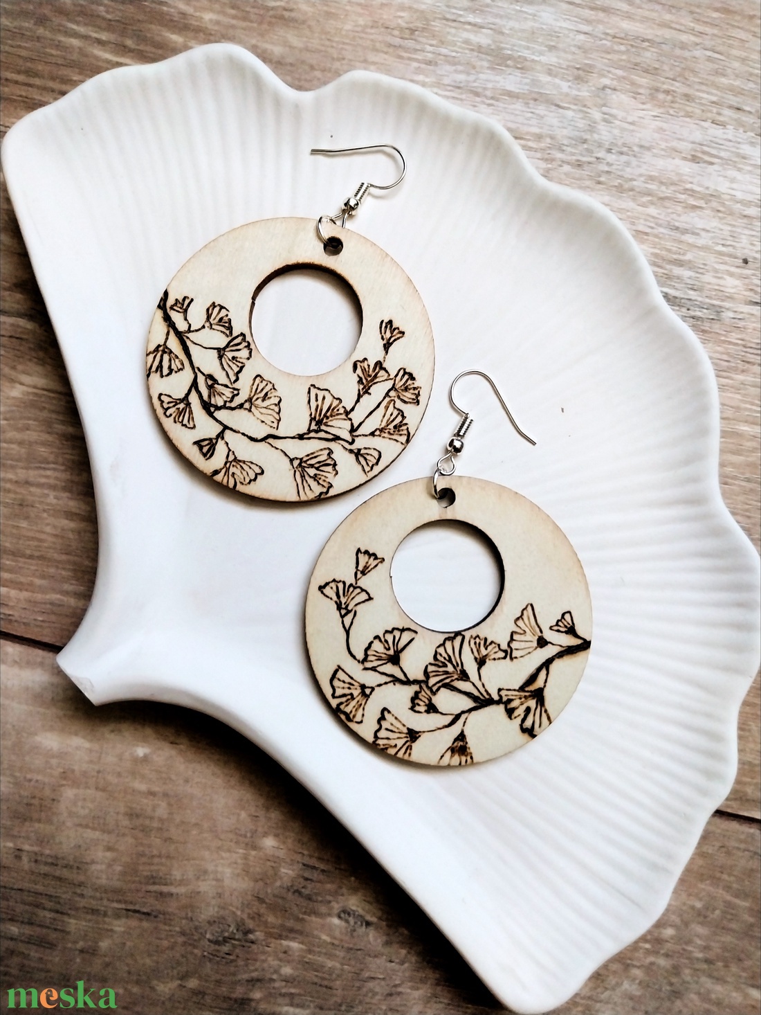 Ginkgo - ékszer - fülbevaló - lógós kerek fülbevaló - Meska.hu