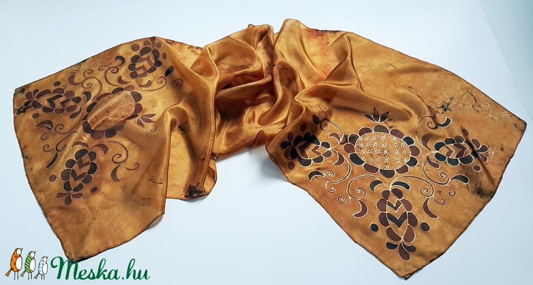 Kézzel festett SELYEMSÁL, magyar népművészet, erdélyi, barna háttér -  - Meska.hu