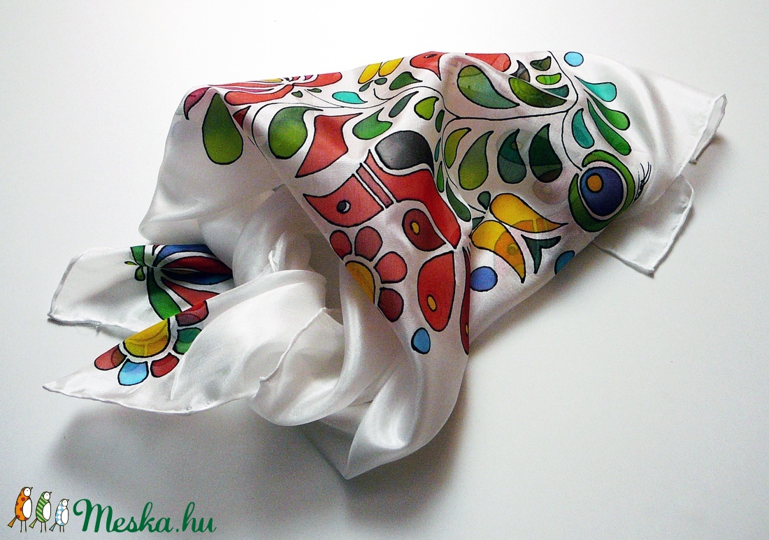 Kézzel festett SELYEMKENDŐ, népi motívum, virág, madár, színes, fekete, fehér_35 -  - Meska.hu