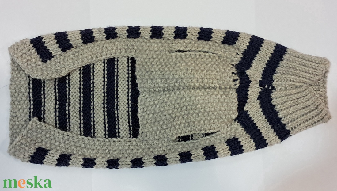 Divatos gyapjú pulcsik kutyáknak - otthon & életmód - kisállatoknak - más házikedvenceknek - Meska.hu