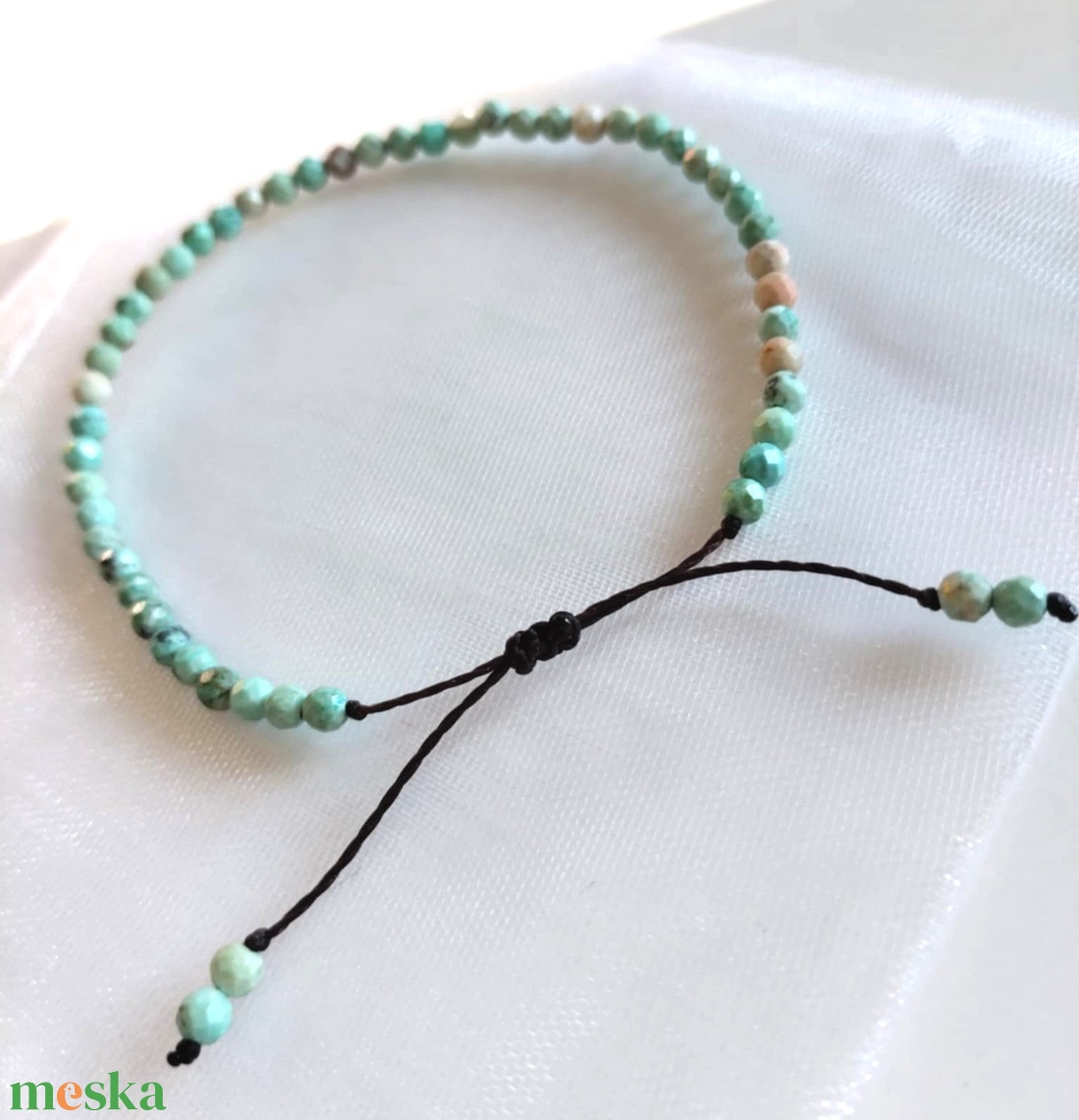 Fazettált perui türkiz ásványkarkötő  - ékszer - karkötő - ásványkarkötő - Meska.hu