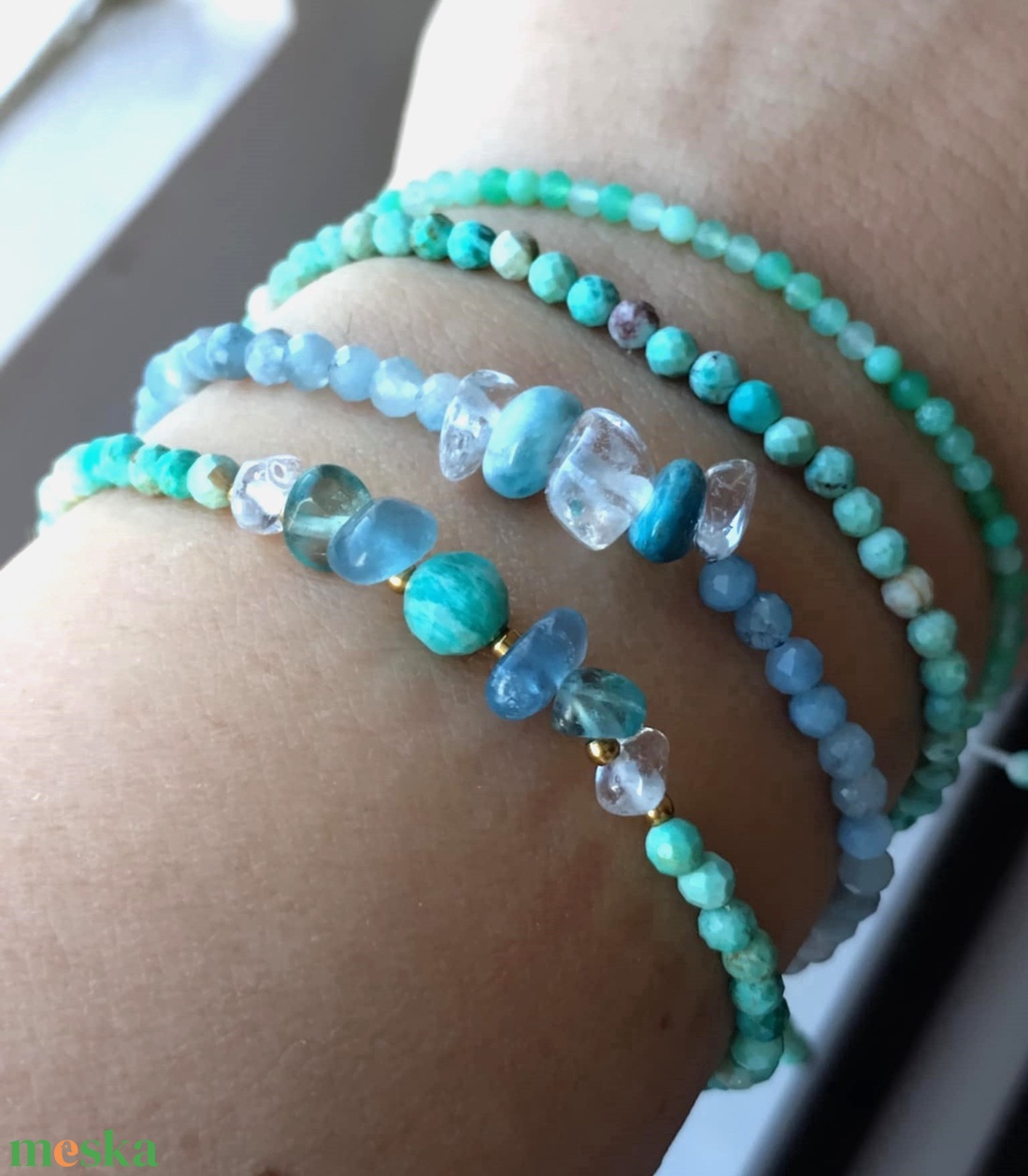 Fazettált perui türkiz ásványkarkötő  - ékszer - karkötő - ásványkarkötő - Meska.hu