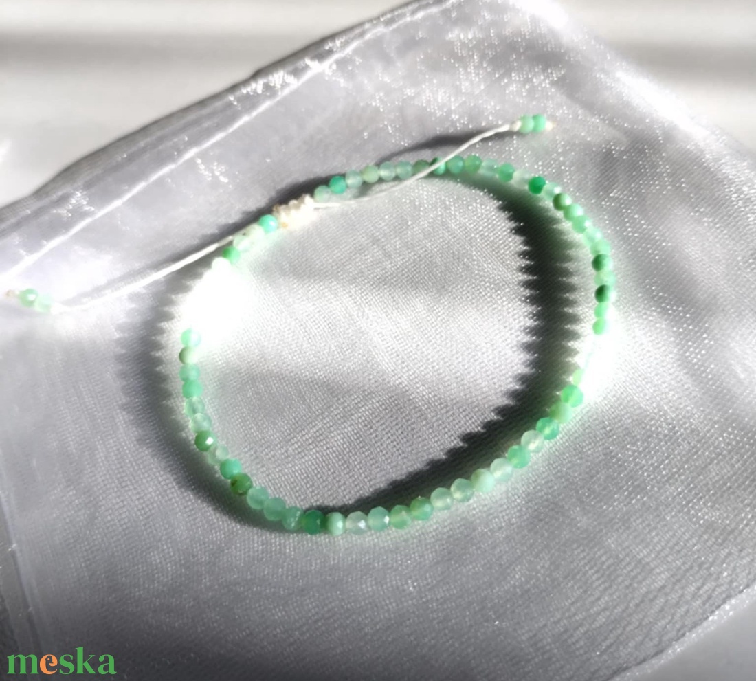 Fazettált krizopráz ásványkarkötő  - ékszer - karkötő - ásványkarkötő - Meska.hu