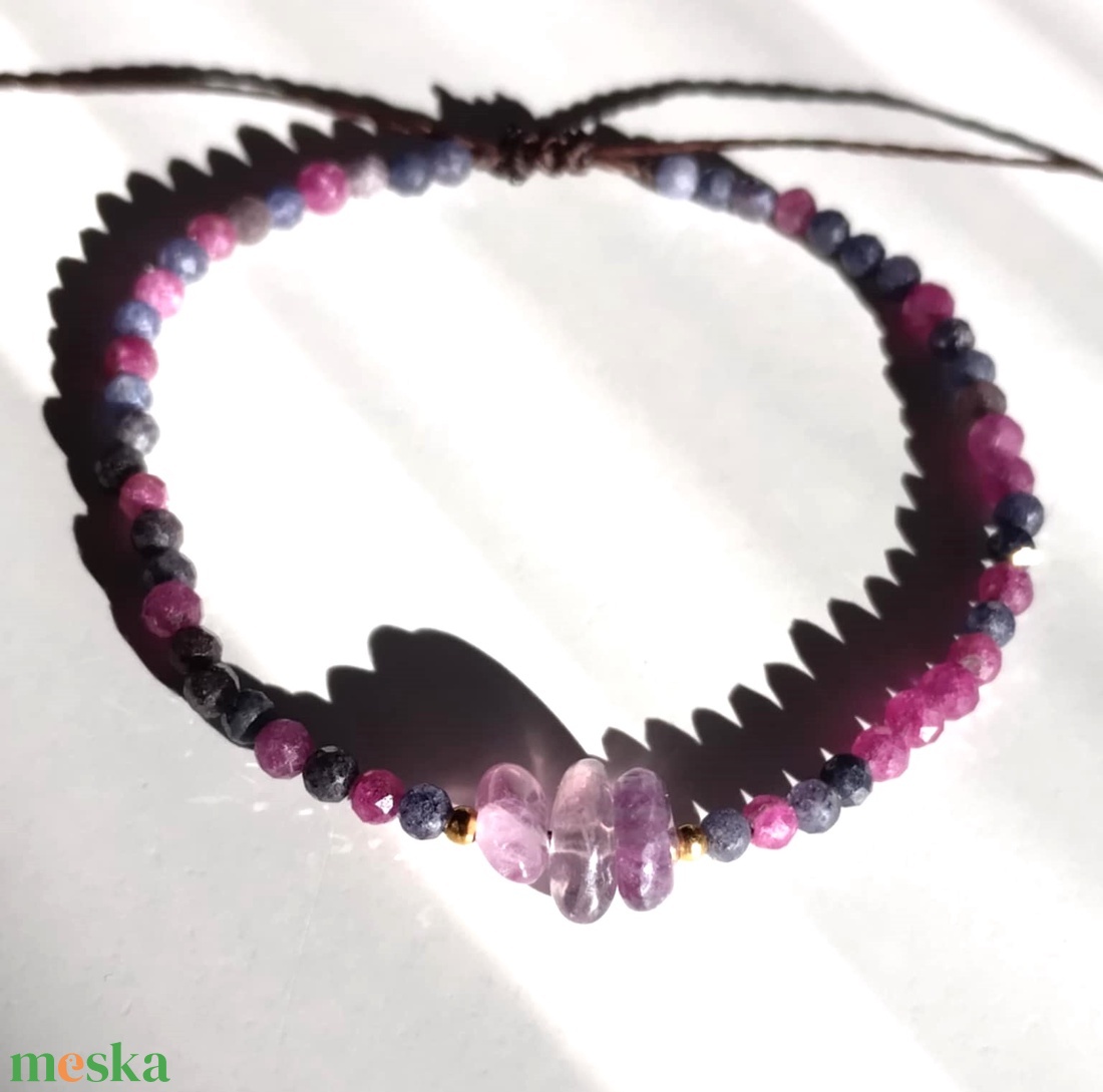 Rubin, zafír, fluorit ásványkarkötő  - ékszer - karkötő - ásványkarkötő - Meska.hu