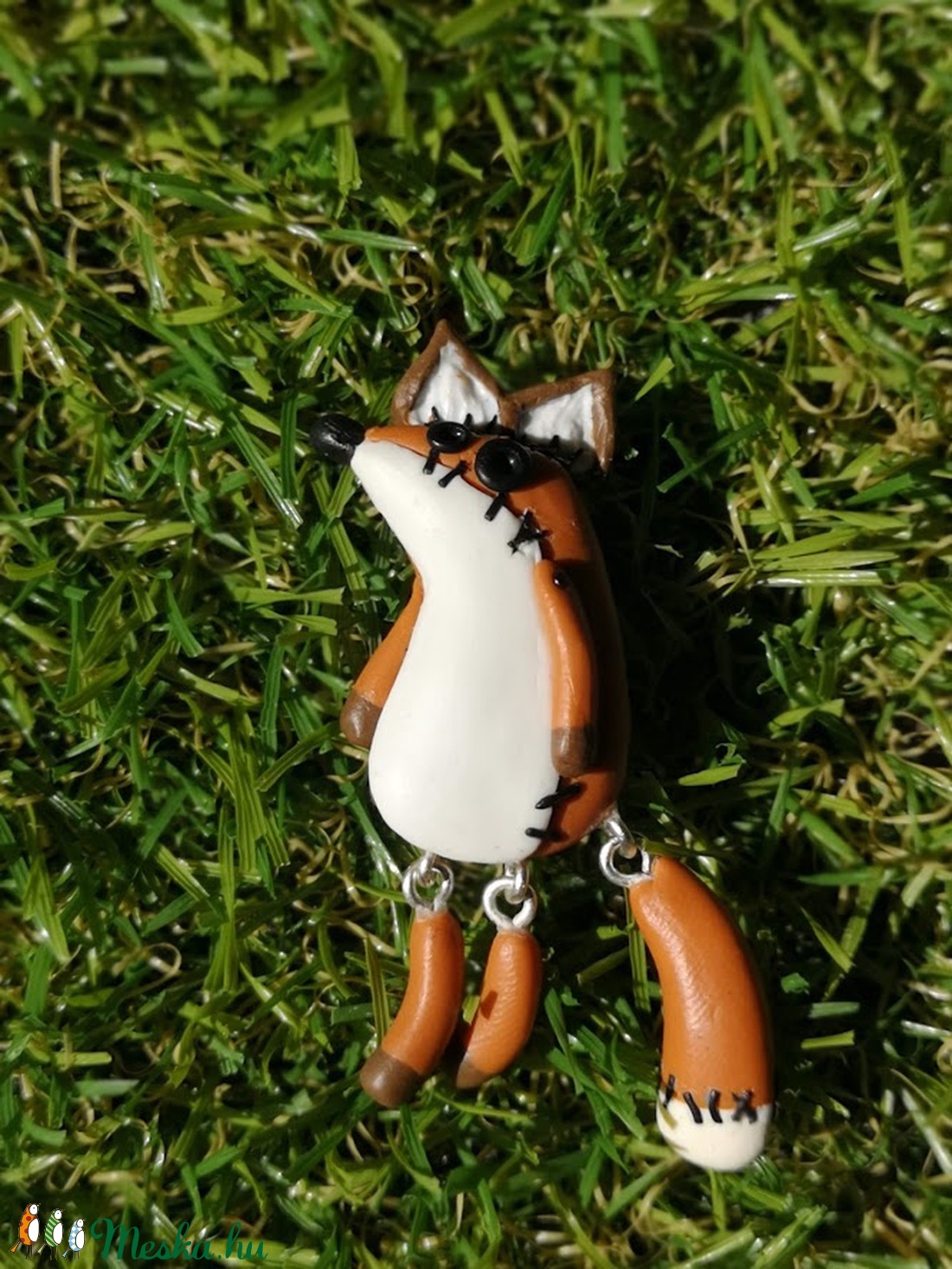Cuki rókás kitűző - ékszer - kitűző és bross - kitűző - Meska.hu Cuki rókás kitűző - ékszer - kitűző és bross - kitűző - Meska.hu