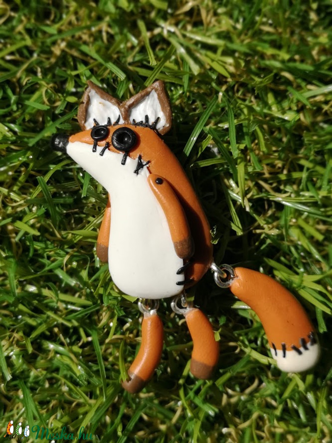 Cuki rókás kitűző - ékszer - kitűző és bross - kitűző - Meska.hu Cuki rókás kitűző - ékszer - kitűző és bross - kitűző - Meska.hu