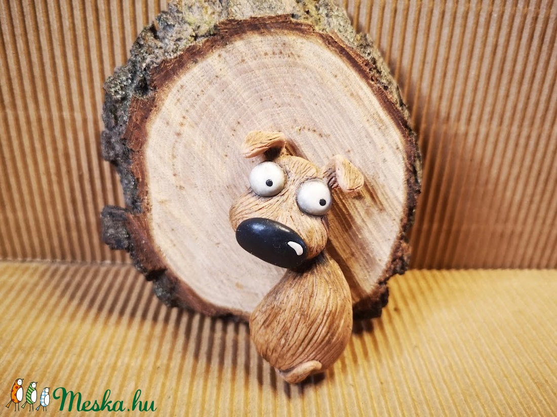 Cuki kutyás kitűző - ékszer - kitűző és bross - kitűző - Meska.hu Cuki kutyás kitűző - ékszer - kitűző és bross - kitűző - Meska.hu