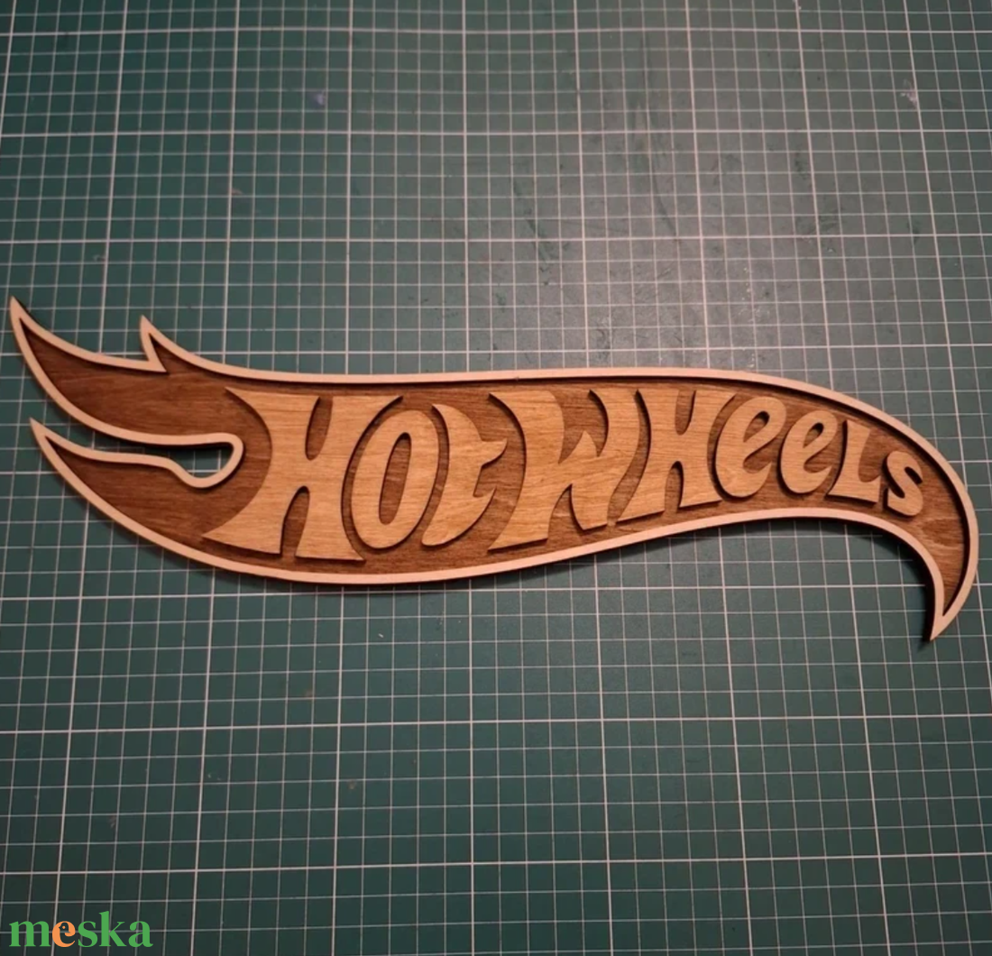 Hotwheels felirat - otthon & életmód - dekoráció - asztal és polc dekoráció - asztaldísz - Meska.hu