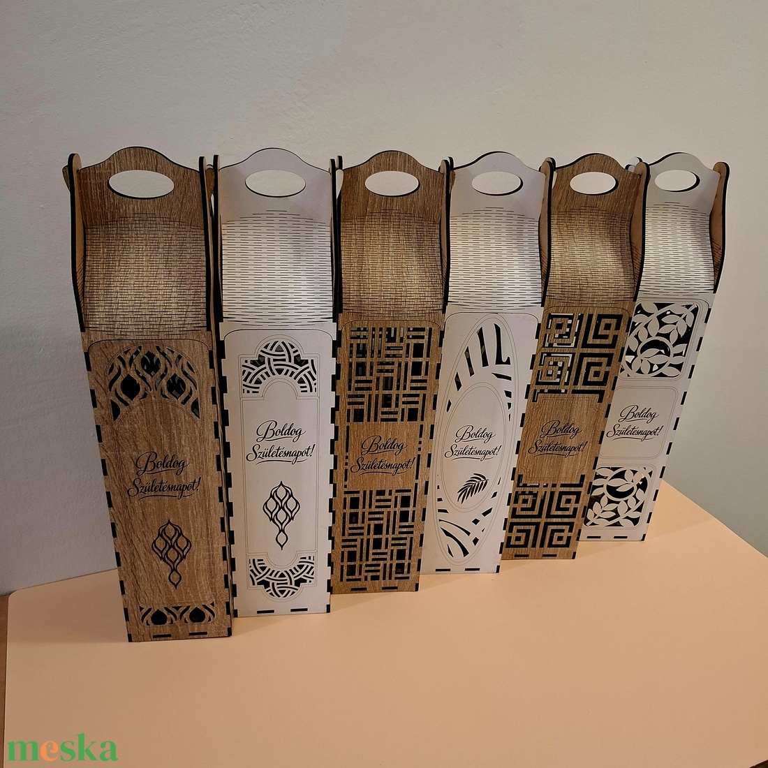 Ajándék bor tartó - otthon & életmód - konyhafelszerelés, tálalás - italos kellékek - boros díszdoboz - Meska.hu