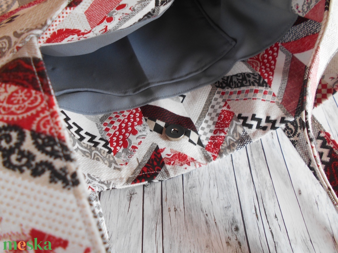 Piros-fekete-szürke-fehér halszálka-patchwork mintás  válltáska - táska & tok - kézitáska & válltáska - válltáska - Meska.hu