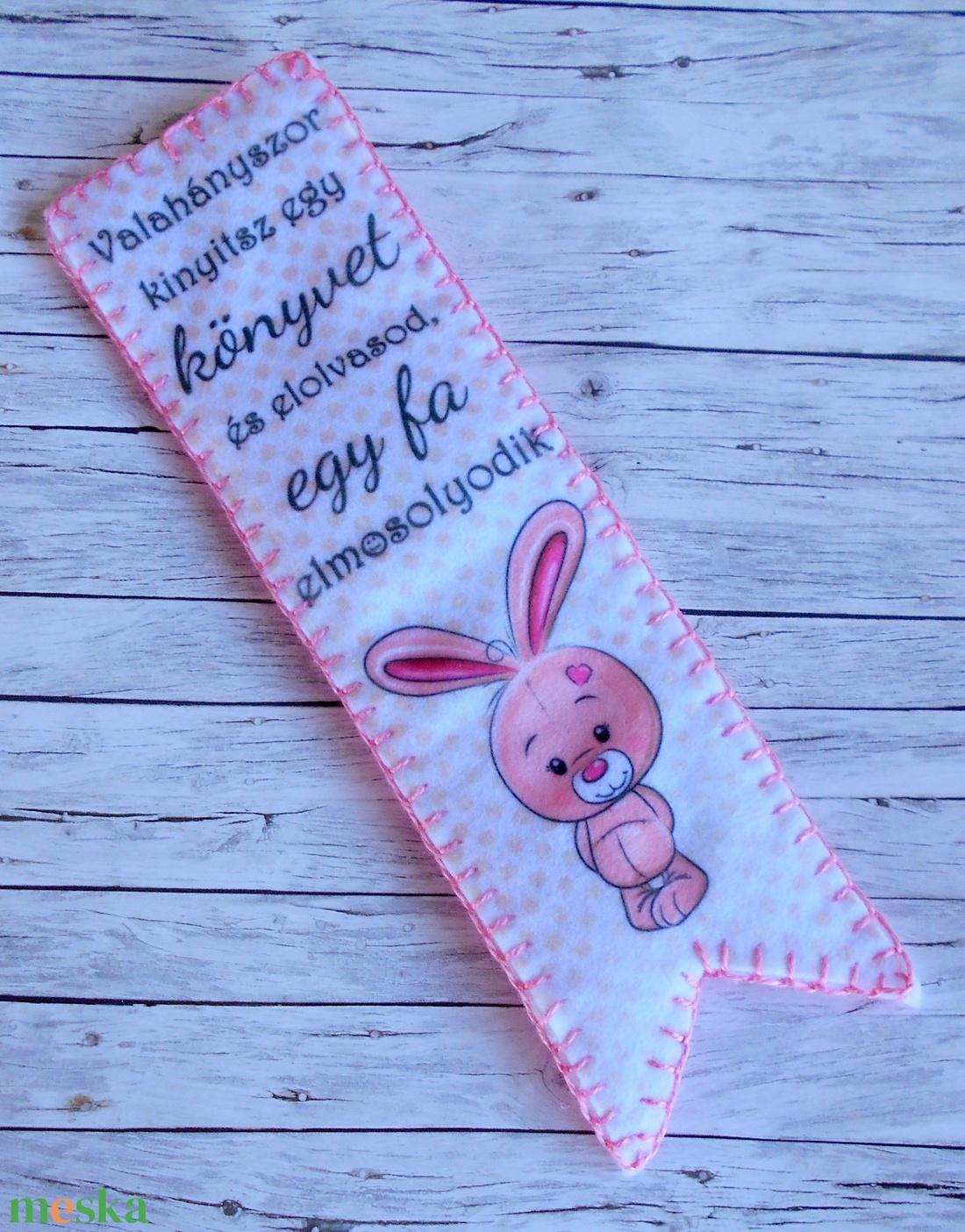 Nyuszis könyvjelző (rózsaszín)  - könyv & zene - könyvjelző - Meska.hu