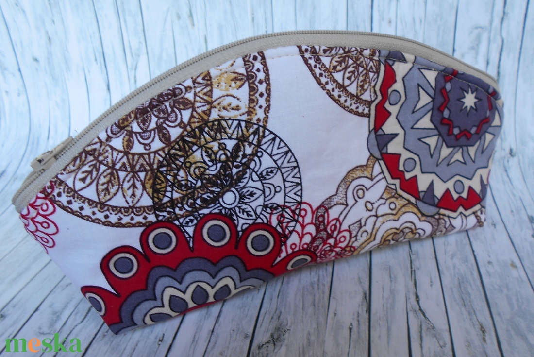 Mandala mintás (piros-drapp-szürke-okker) neszesszer/ceruzatartó - táska & tok - neszesszer - Meska.hu Mandala mintás (piros-drapp-szürke-okker) neszesszer/ceruzatartó - táska & tok - neszesszer - Meska.hu