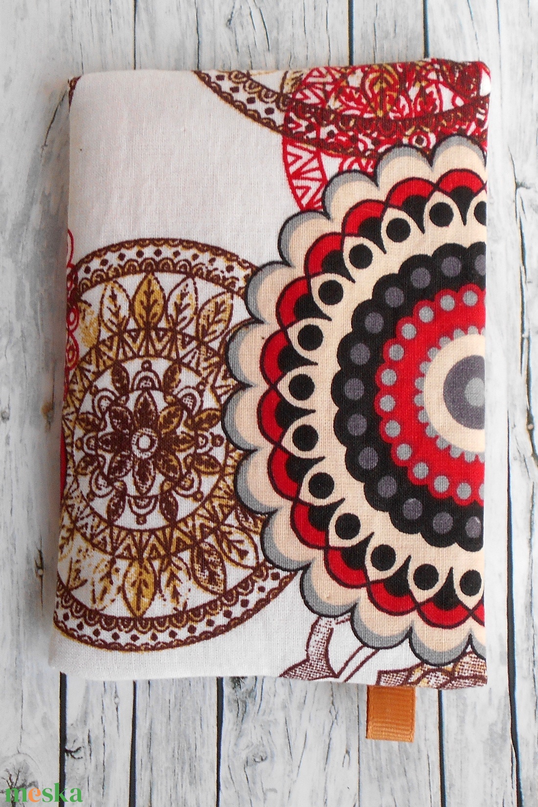 Zsepitartó (Mandala mintás fehér alapon piros-szürke-drapp) - táska & tok - pénztárca & más tok - zsebkendőtartó tok - Meska.hu Zsepitartó (Mandala mintás fehér alapon piros-szürke-drapp) - táska & tok - pénztárca & más tok - zsebkendőtartó tok - Meska.hu