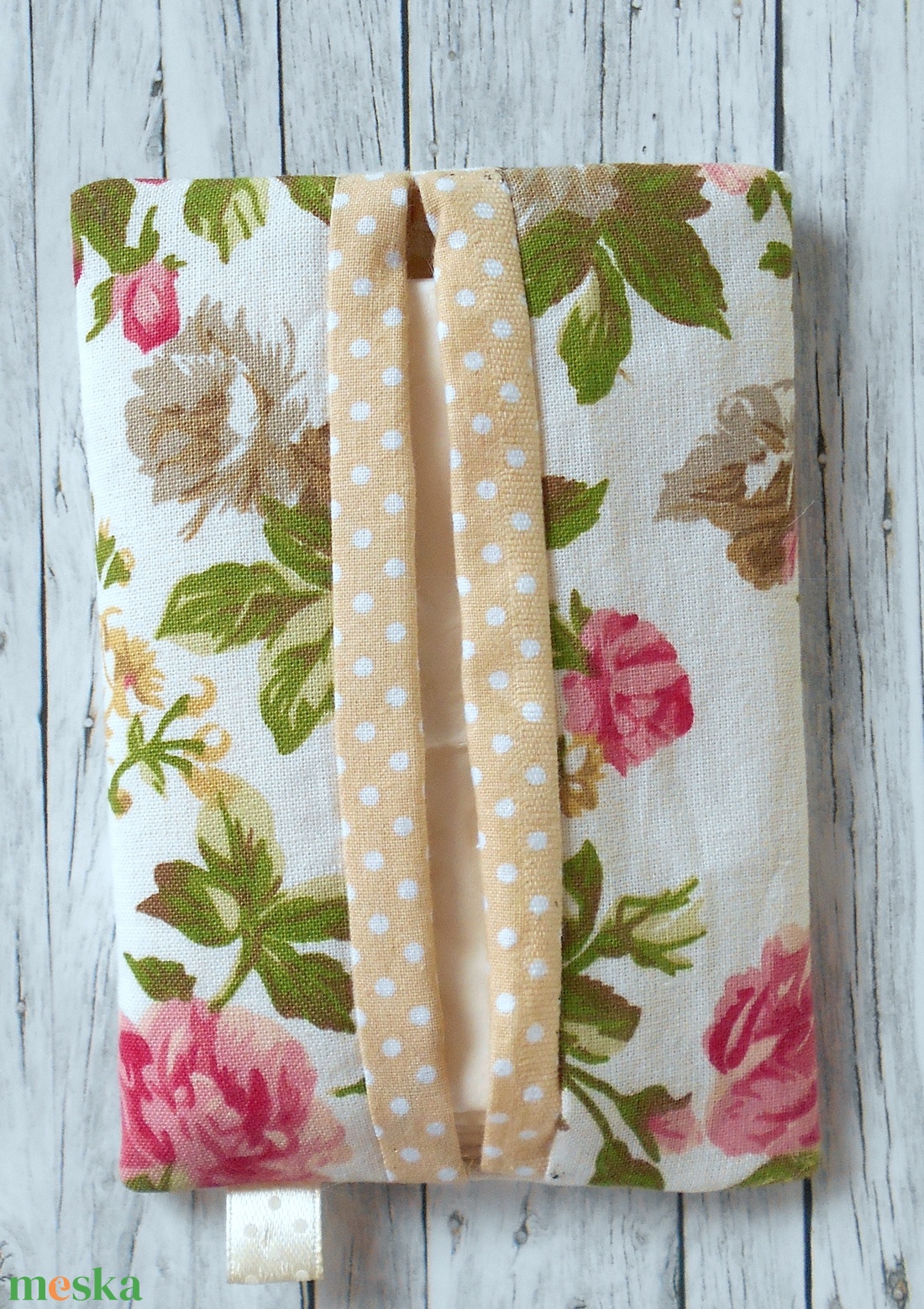 Zsepitartó rózsamintás (pink-rózsaszín-beige) - táska & tok - pénztárca & más tok - zsebkendőtartó tok - Meska.hu Zsepitartó rózsamintás (pink-rózsaszín-beige) - táska & tok - pénztárca & más tok - zsebkendőtartó tok - Meska.hu
