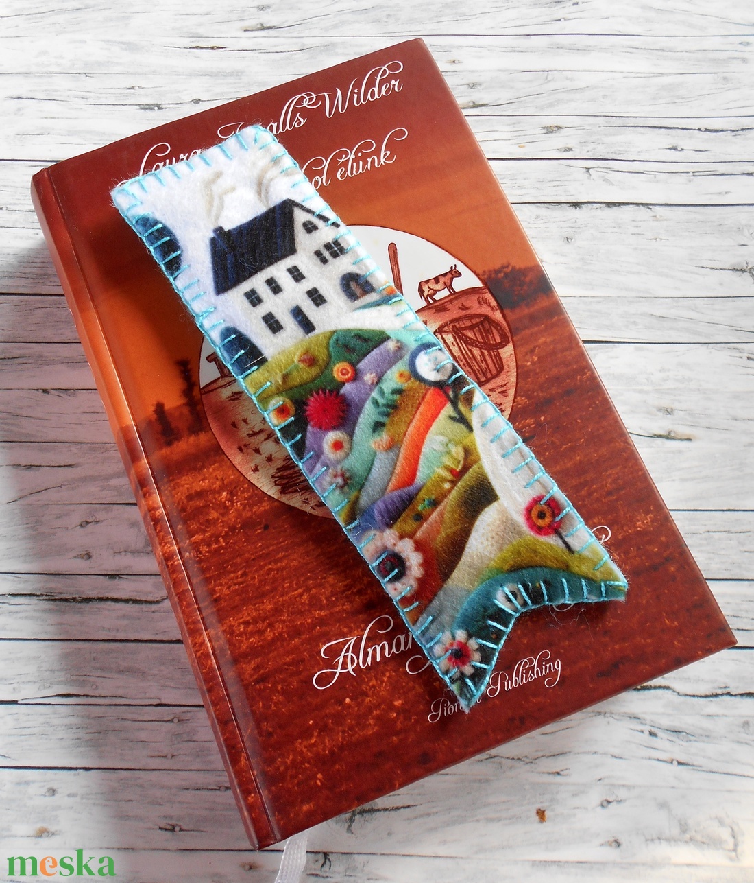 Mesés farmok türkizkék színválágú, patchwork stílusú könyvjelző - könyv & zene - könyvjelző - Meska.hu Mesés farmok türkizkék színválágú, patchwork stílusú könyvjelző - könyv & zene - könyvjelző - Meska.hu