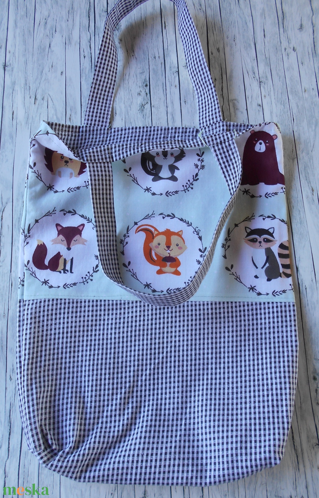 Mentazöld alapon erdei állatmintás táska/szatyor gyerekeknek - táska & tok - bevásárlás & shopper táska - shopper, textiltáska, szatyor - Meska.hu