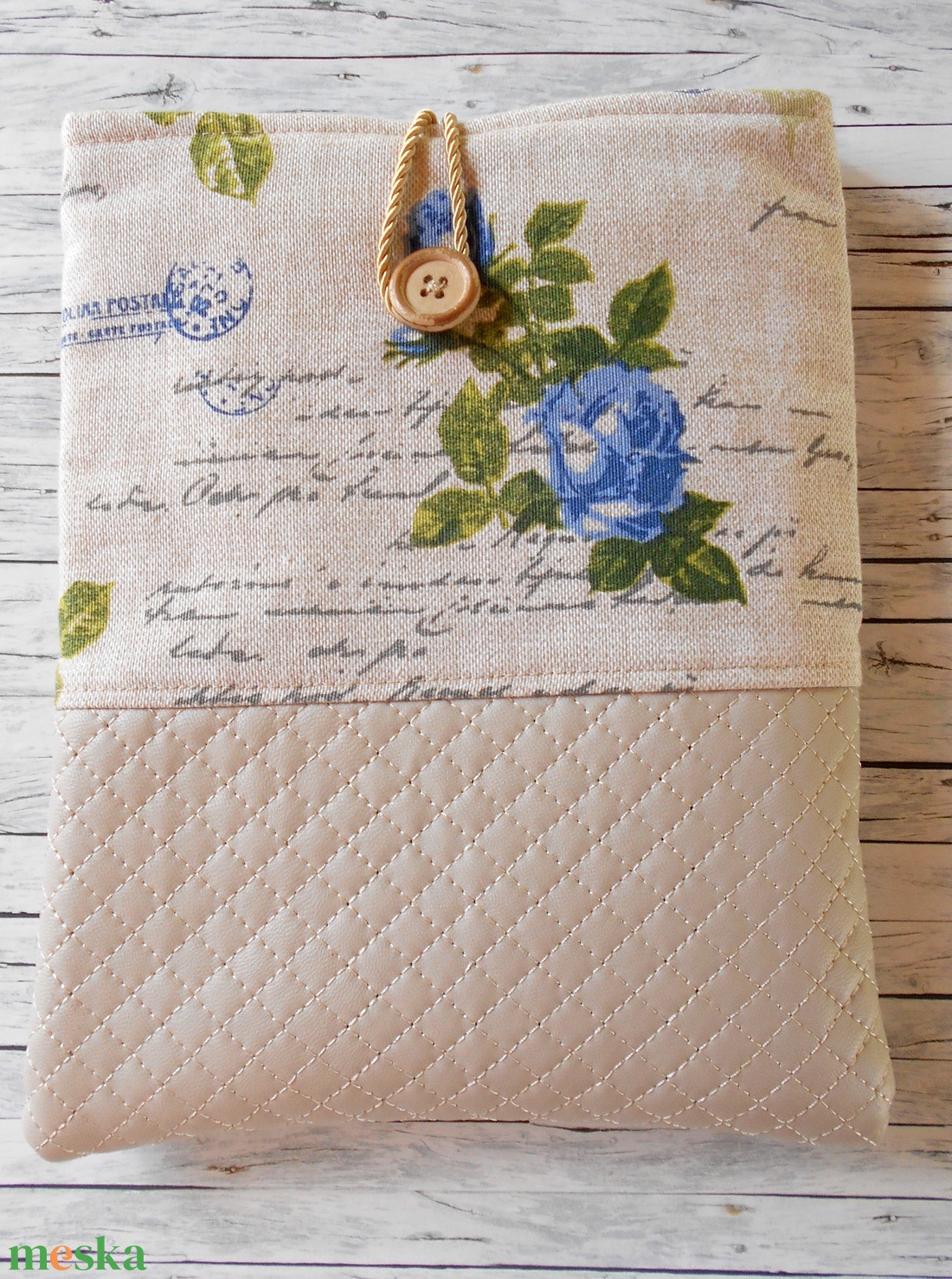 Beige alapon kék rózsa mintás vintage stílusú könyvtok  - könyv & zene - könyvtok - Meska.hu