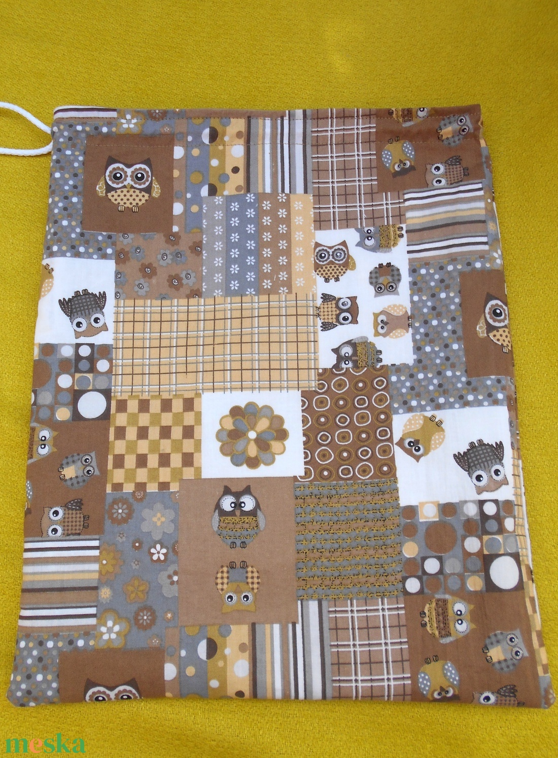 Barna bagoly mintás patchwork hatású péksüteményes zsák - otthon & életmód - konyhafelszerelés, tálalás - konyhai tárolás - kenyértartó - Meska.hu Barna bagoly mintás patchwork hatású péksüteményes zsák - otthon & életmód - konyhafelszerelés, tálalás - konyhai tárolás - kenyértartó - Meska.hu
