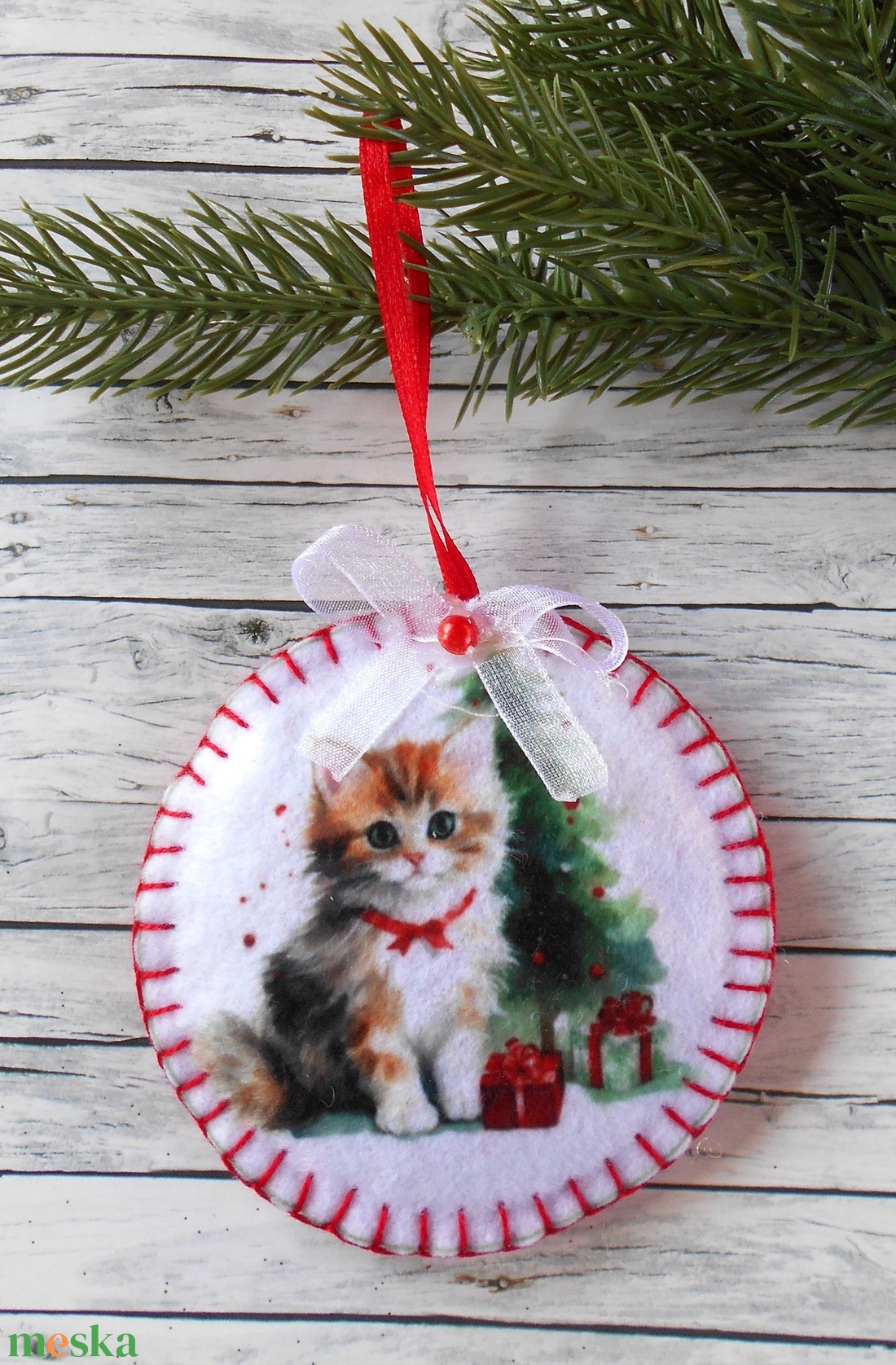 Cica-karácsony: kör alakú karácsonyfa dísz 4. - karácsony - karácsonyi lakásdekoráció - karácsonyfadíszek - Meska.hu Cica-karácsony: kör alakú karácsonyfa dísz 4. - karácsony - karácsonyi lakásdekoráció - karácsonyfadíszek - Meska.hu