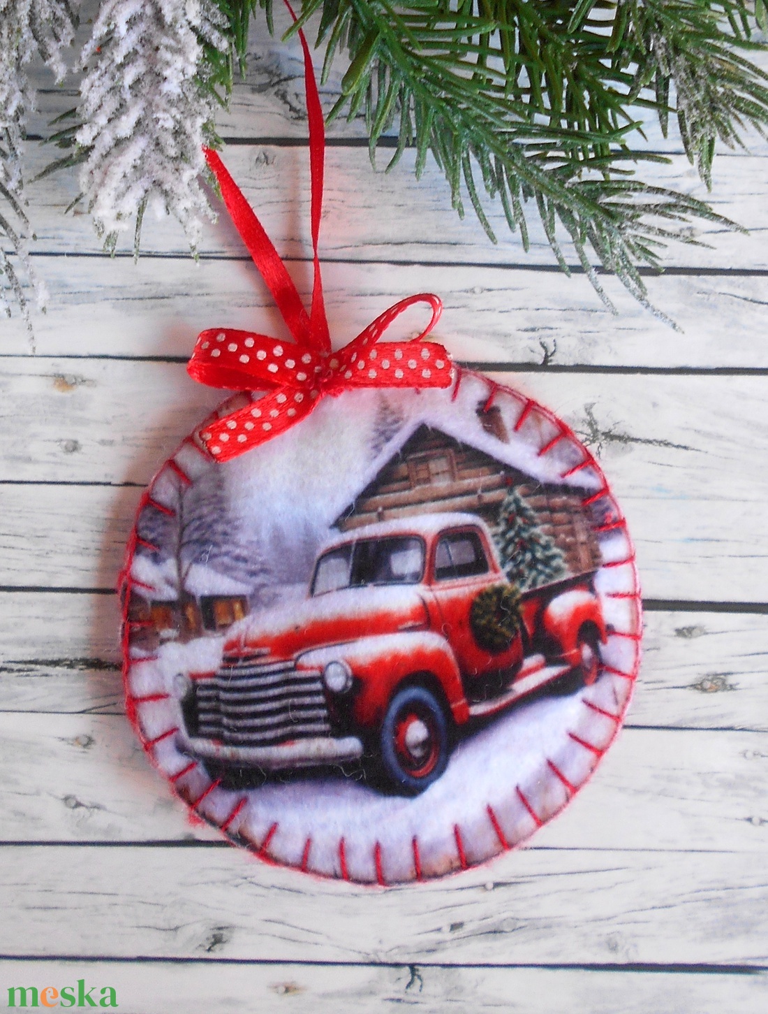 Teherautós kör alakú karácsonyfadísz 7. - karácsony - karácsonyi lakásdekoráció - karácsonyfadíszek - Meska.hu