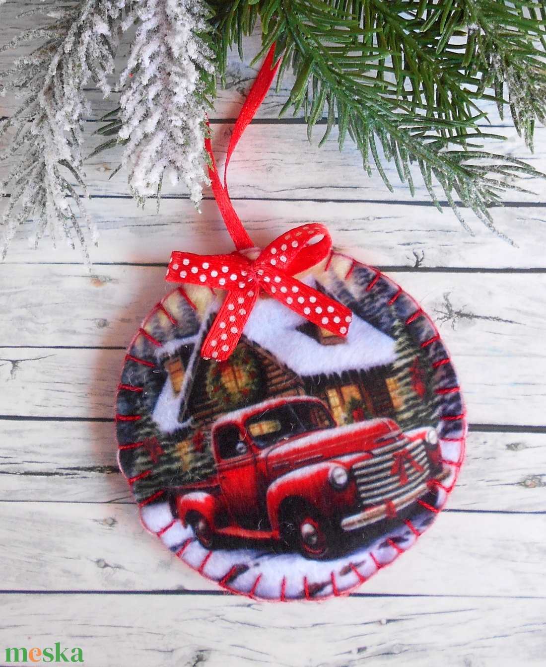 Teherautós kör alakú karácsonyfadísz 10. - karácsony - karácsonyi lakásdekoráció - karácsonyfadíszek - Meska.hu