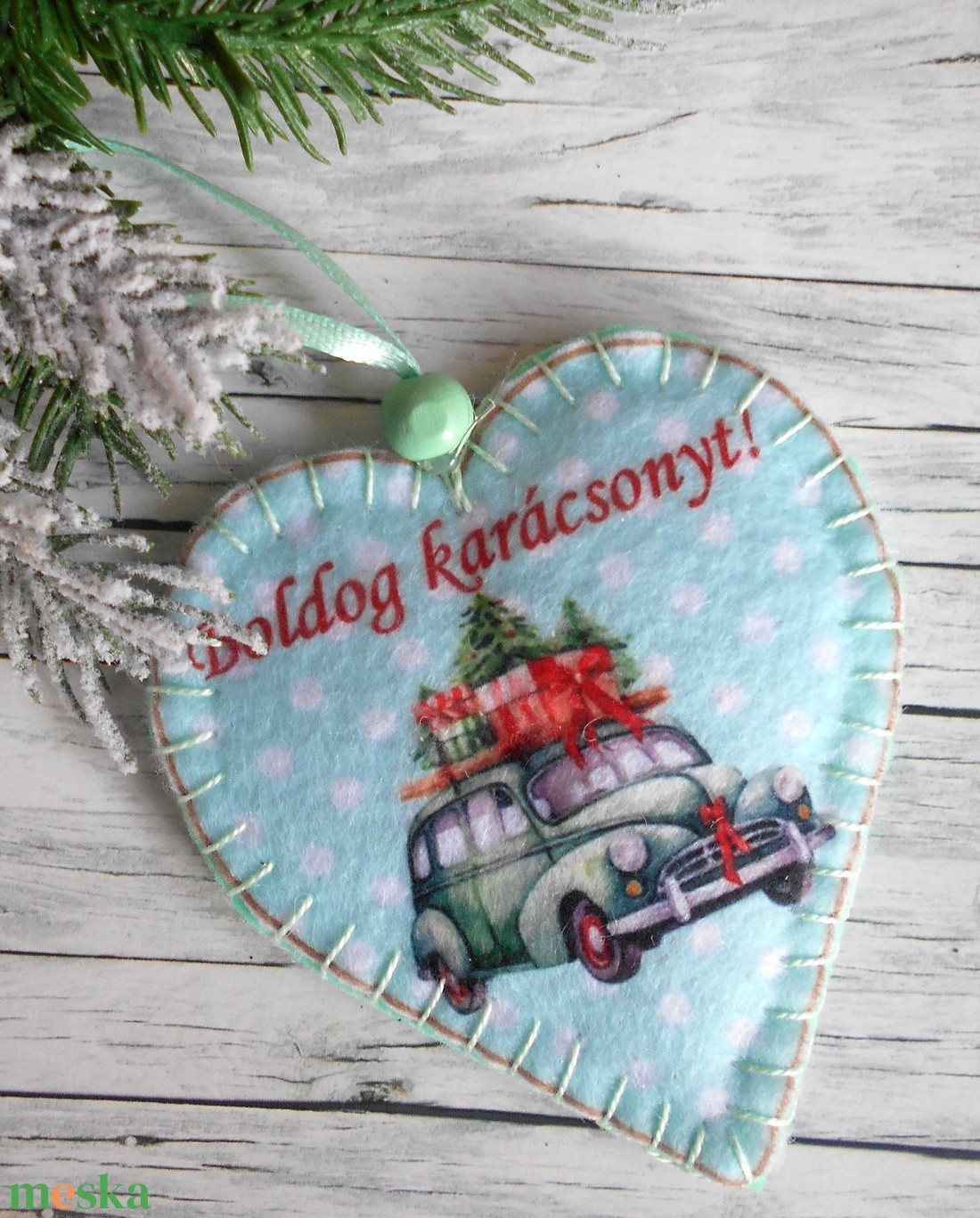 Retró stílusú szív alakú karácsonyfadísz mentazöld autós 5. - karácsony - karácsonyi lakásdekoráció - karácsonyfadíszek - Meska.hu