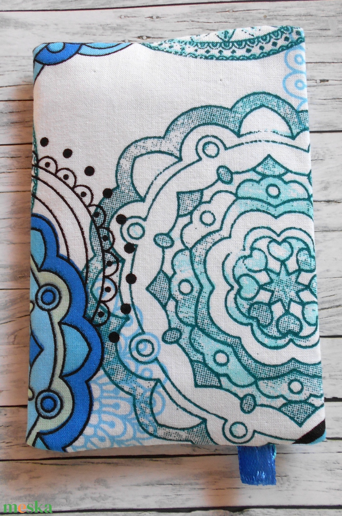 Zsepitartó (Mandala mintás fehér alapon türkizkék) - táska & tok - pénztárca & más tok - zsebkendőtartó tok - Meska.hu