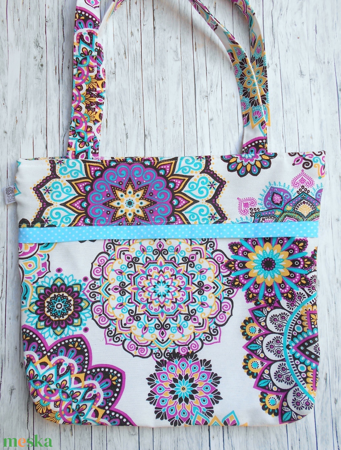 Fehér alapon pink-fekete-sárga-türkizkék mandala mintás válltáska - táska & tok - kézitáska & válltáska - válltáska - Meska.hu