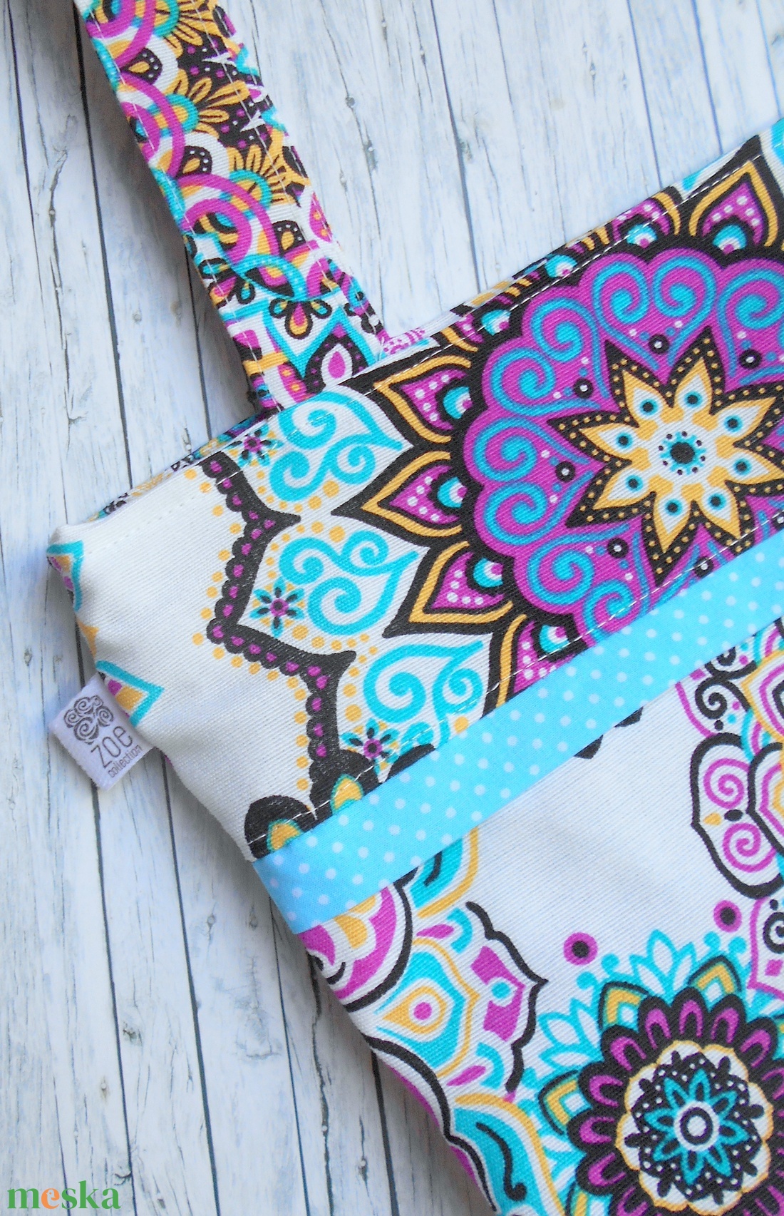 Fehér alapon pink-fekete-sárga-türkizkék mandala mintás válltáska - táska & tok - kézitáska & válltáska - válltáska - Meska.hu