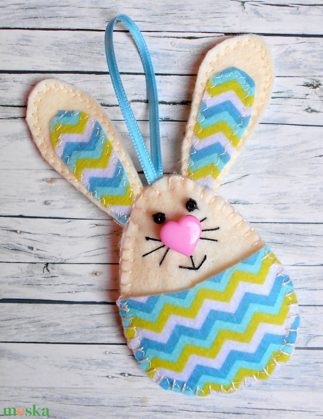 Zsebes nyuszi barkácsfilcből (türkizkék-lime zöld-fehér cikk-cakk mintás) - otthon & életmód - dekoráció - fali és függő dekoráció - függődísz - Meska.hu