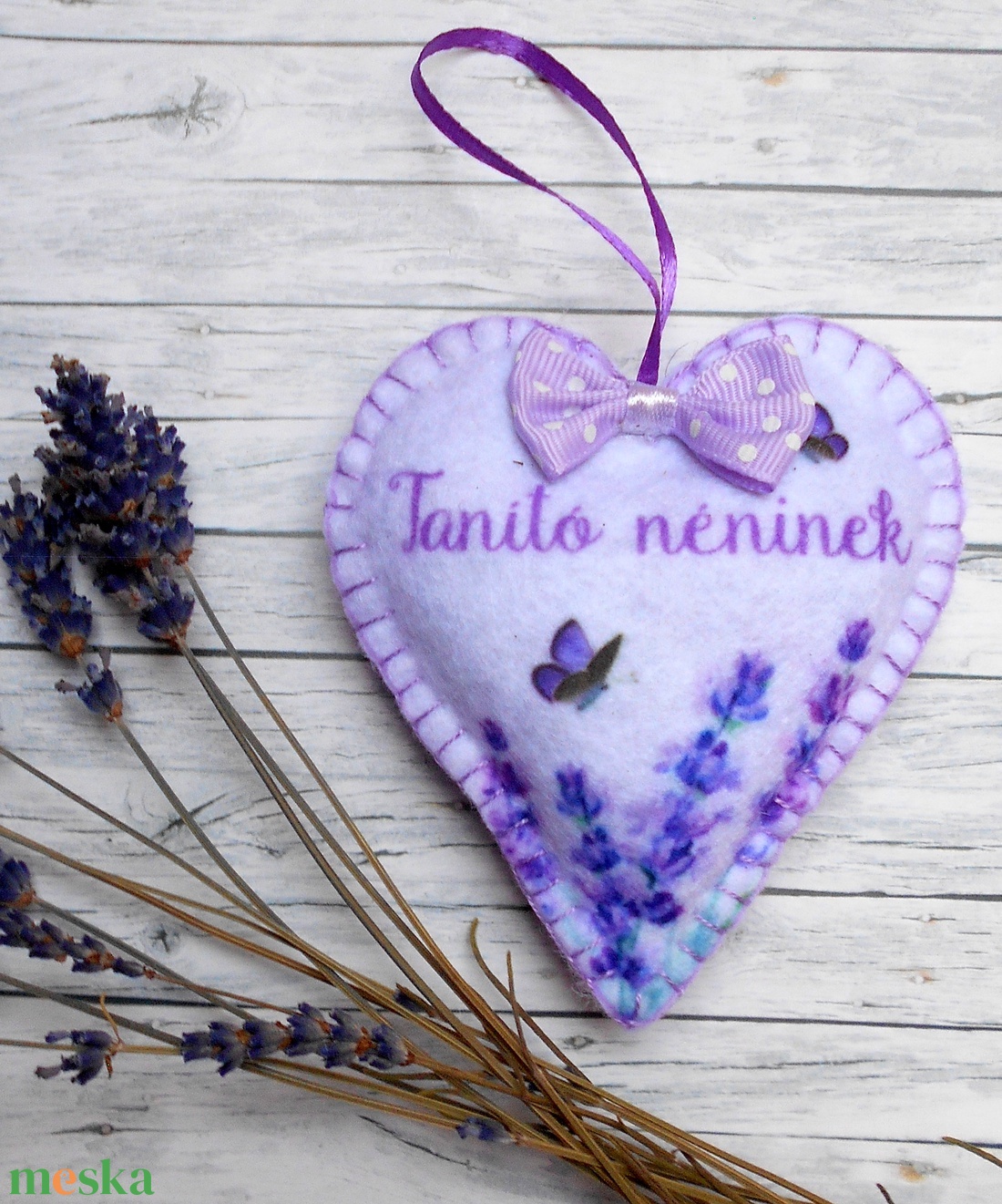 Tanító néninek pedagógus napra/Iskolai búcsúajándéknak készült levendulás szív  - otthon & életmód - dekoráció - fali és függő dekoráció - függődísz - Meska.hu