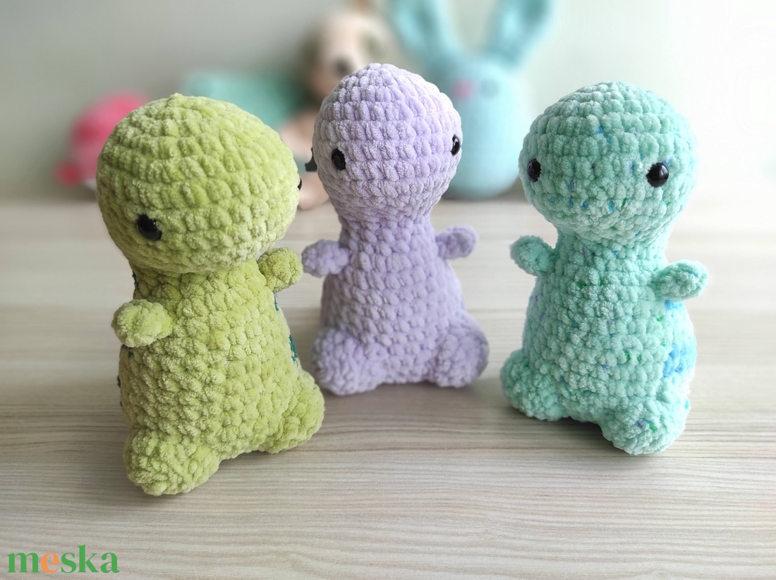 Dínó #1 / Cuki Baby T-Rex - játék & sport - plüssállat & játékfigura - más figura - Meska.hu Dínó #1 / Cuki Baby T-Rex - játék & sport - plüssállat & játékfigura - más figura - Meska.hu