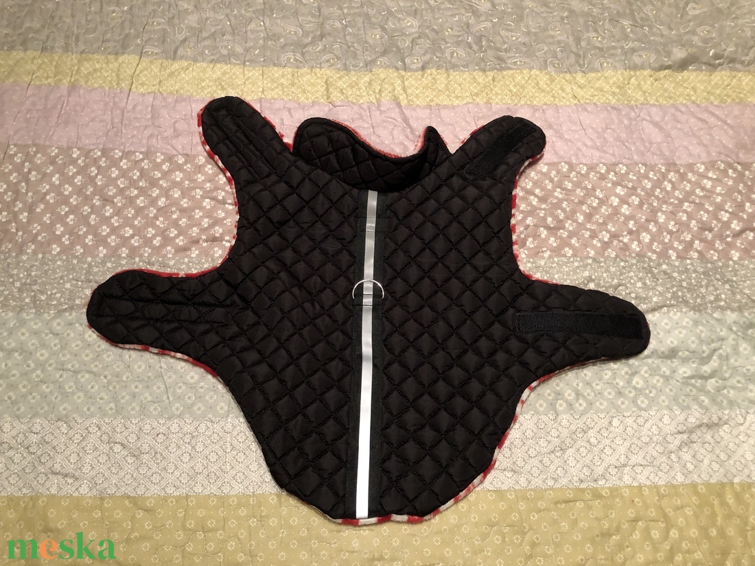 Kutyaruha mintás wellsoft béléssel fekete-mintás - otthon & életmód - kisállatoknak - kutyáknak - kutya ruházat - Meska.hu