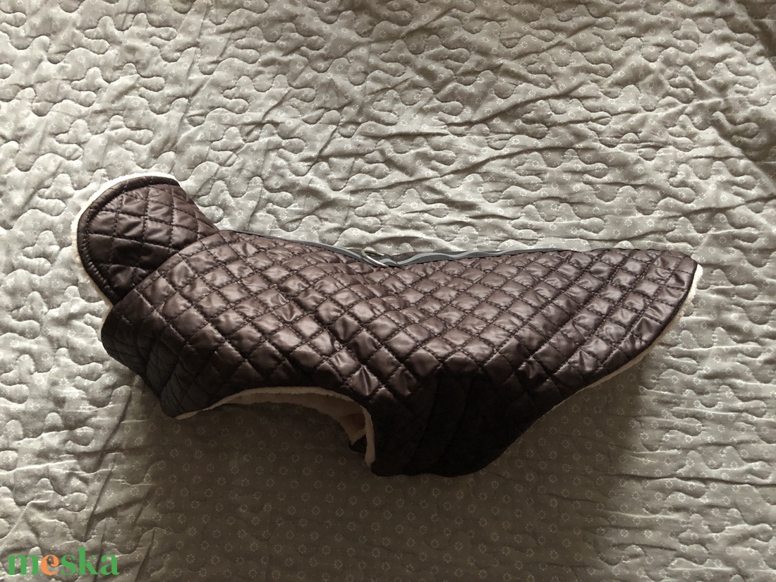 Kutyaruha wellsoft béléssel barna-drapp 35 cm - otthon & életmód - kisállatoknak - kutyáknak - kutya ruházat - Meska.hu Kutyaruha wellsoft béléssel barna-drapp 35 cm - otthon & életmód - kisállatoknak - kutyáknak - kutya ruházat - Meska.hu