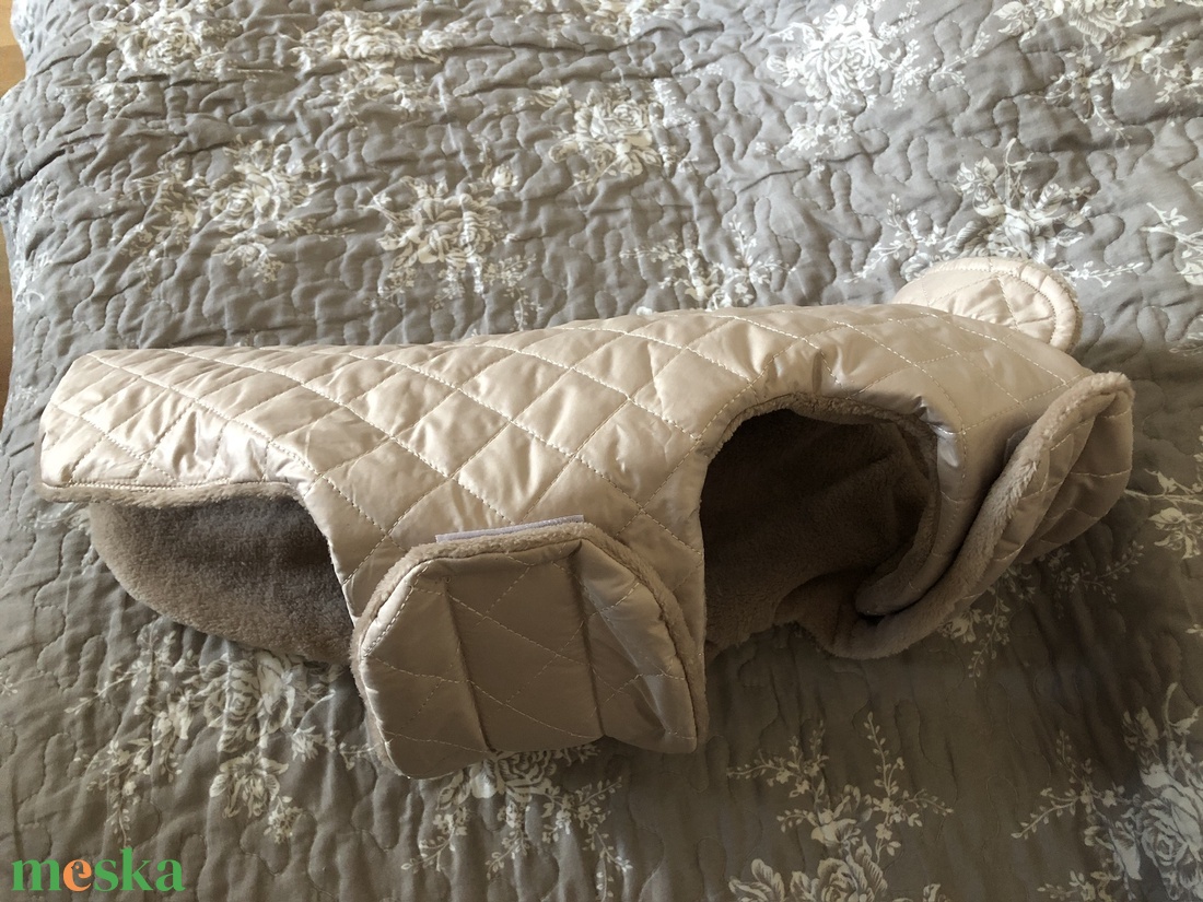 Kutyaruha wellsoft béléssel bézs-drapp francia bulldogoknak, 40 cm - otthon & életmód - kisállatoknak - kutyáknak - kutya ruházat - Meska.hu Kutyaruha wellsoft béléssel bézs-drapp francia bulldogoknak, 40 cm - otthon & életmód - kisállatoknak - kutyáknak - kutya ruházat - Meska.hu