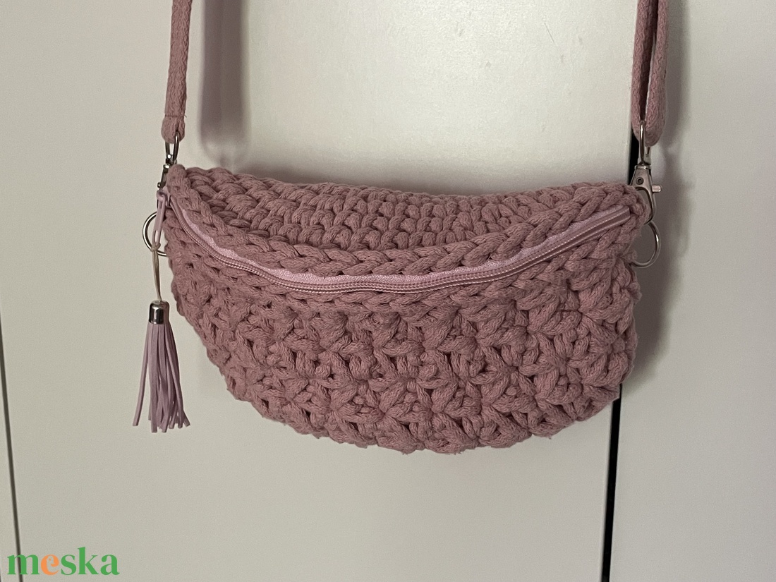 Púder rózsaszín és levendula horgolt crossbody táska - táska & tok - kézitáska & válltáska - válltáska - Meska.hu Púder rózsaszín és levendula horgolt crossbody táska - táska & tok - kézitáska & válltáska - válltáska - Meska.hu