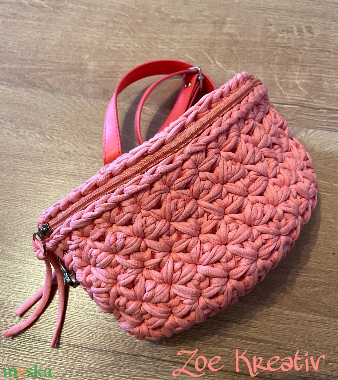 Korall színű horgolt crossbody övtáska - táska & tok - övtáska - Meska.hu Korall színű horgolt crossbody övtáska - táska & tok - övtáska - Meska.hu