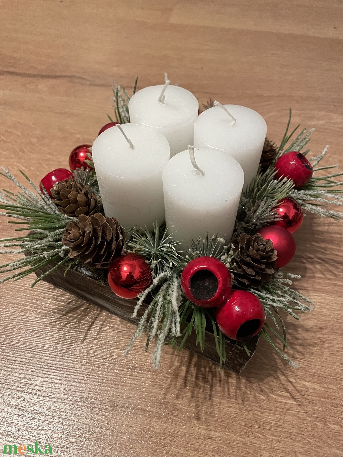 Adventi asztaldísz piros bogyós - karácsony - adventi díszek - adventi asztaldísz - Meska.hu