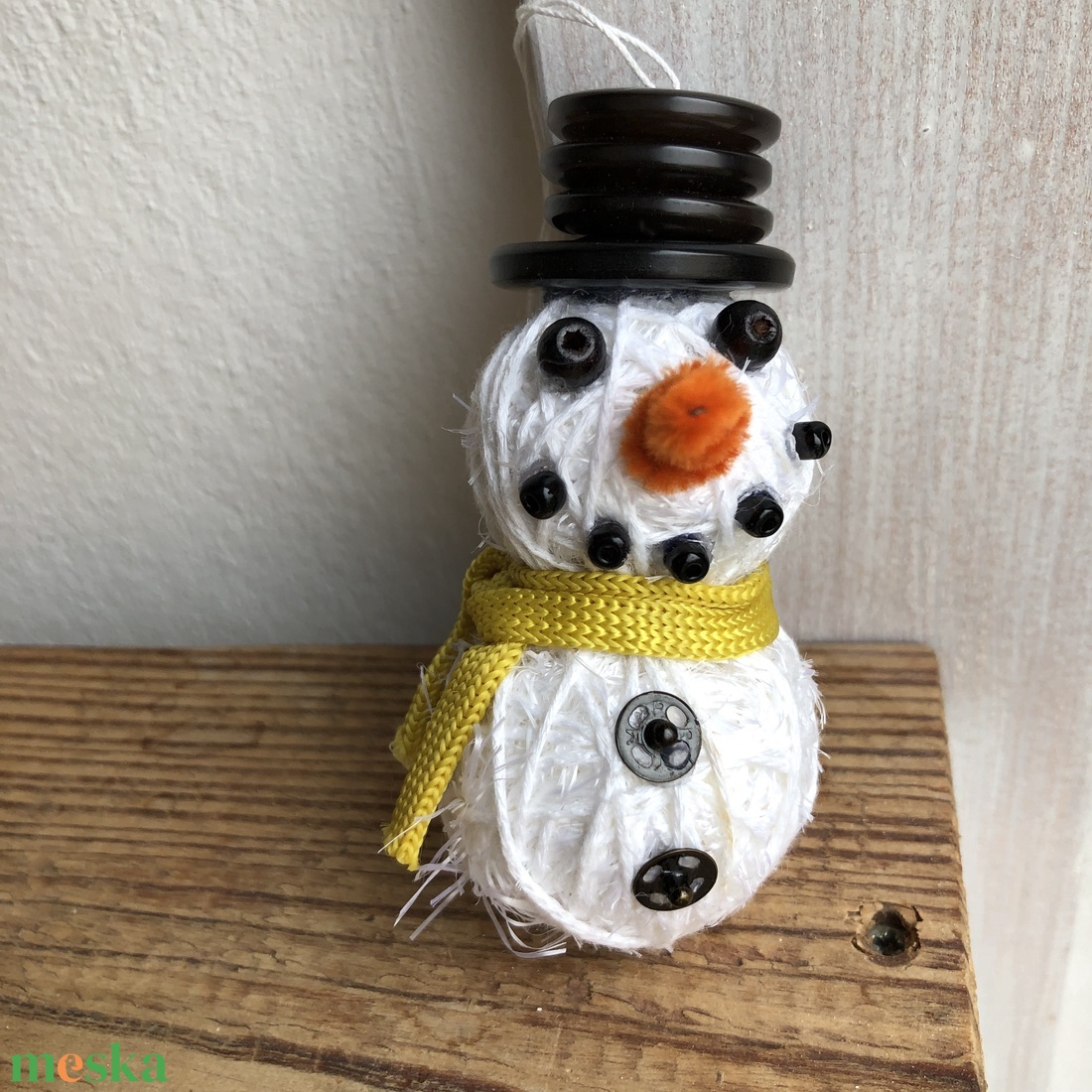 Hóember karácsonyfadísz (upcycling) - karácsony - karácsonyi lakásdekoráció - karácsonyfadíszek - Meska.hu Hóember karácsonyfadísz (upcycling) - karácsony - karácsonyi lakásdekoráció - karácsonyfadíszek - Meska.hu